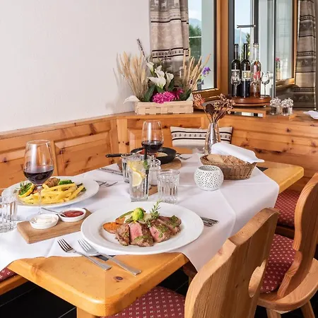 Randolins Familienresort Σεντ Μόριτζ